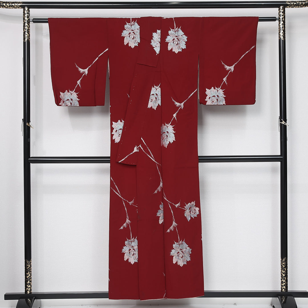 アンティーク お召 身丈153cm 裄丈61cm Dランク S 正絹 袷 広衿 薔薇 漆糸 赤系 1265-11913