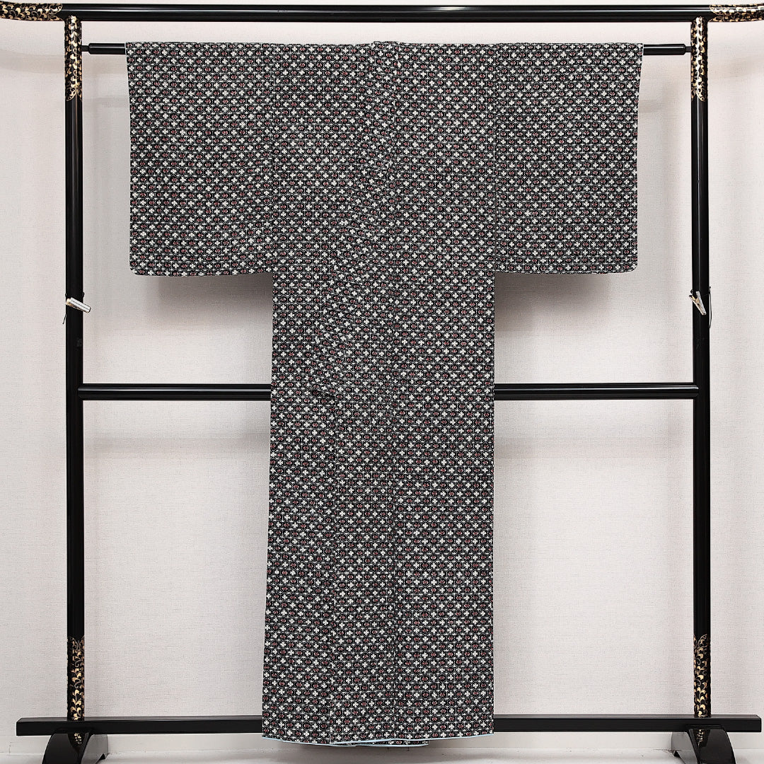 洗える着物 小紋 袷 身丈155cm 裄丈62cm ポリエステル Aランク インフォーマル バチ衿 Mサイズ しつけ糸 花菱亀甲 黒系 RP 1221-14061