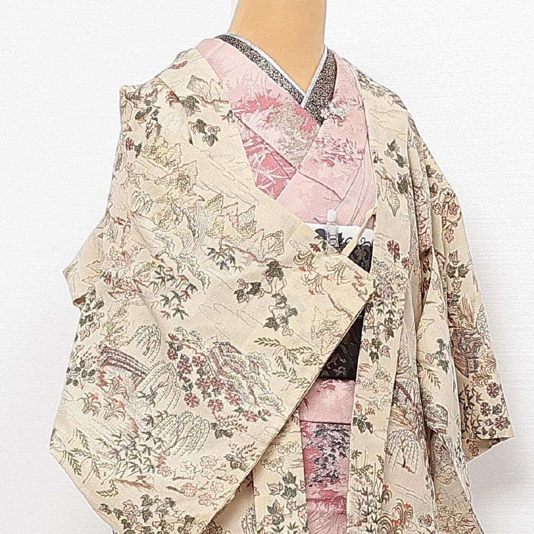 洗える着物 ウールの羽織 単衣 身丈77cm 裄丈62cm ウール Bランク カジュアル Sサイズ 紐あり 茶屋辻 楼閣 クリーム系 HP 1232-13909