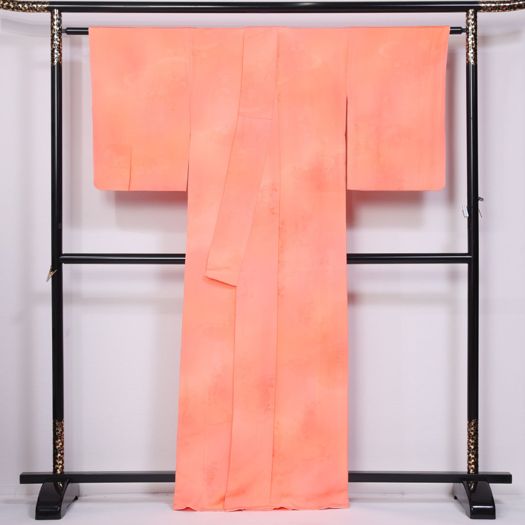 色無地 袷 身丈162cm 裄丈66cm 正絹 Sランク 紋意匠 (菊) インフォーマル 広衿 Lサイズ ぼかし染 無地 ピンク系 RP 1219-11532