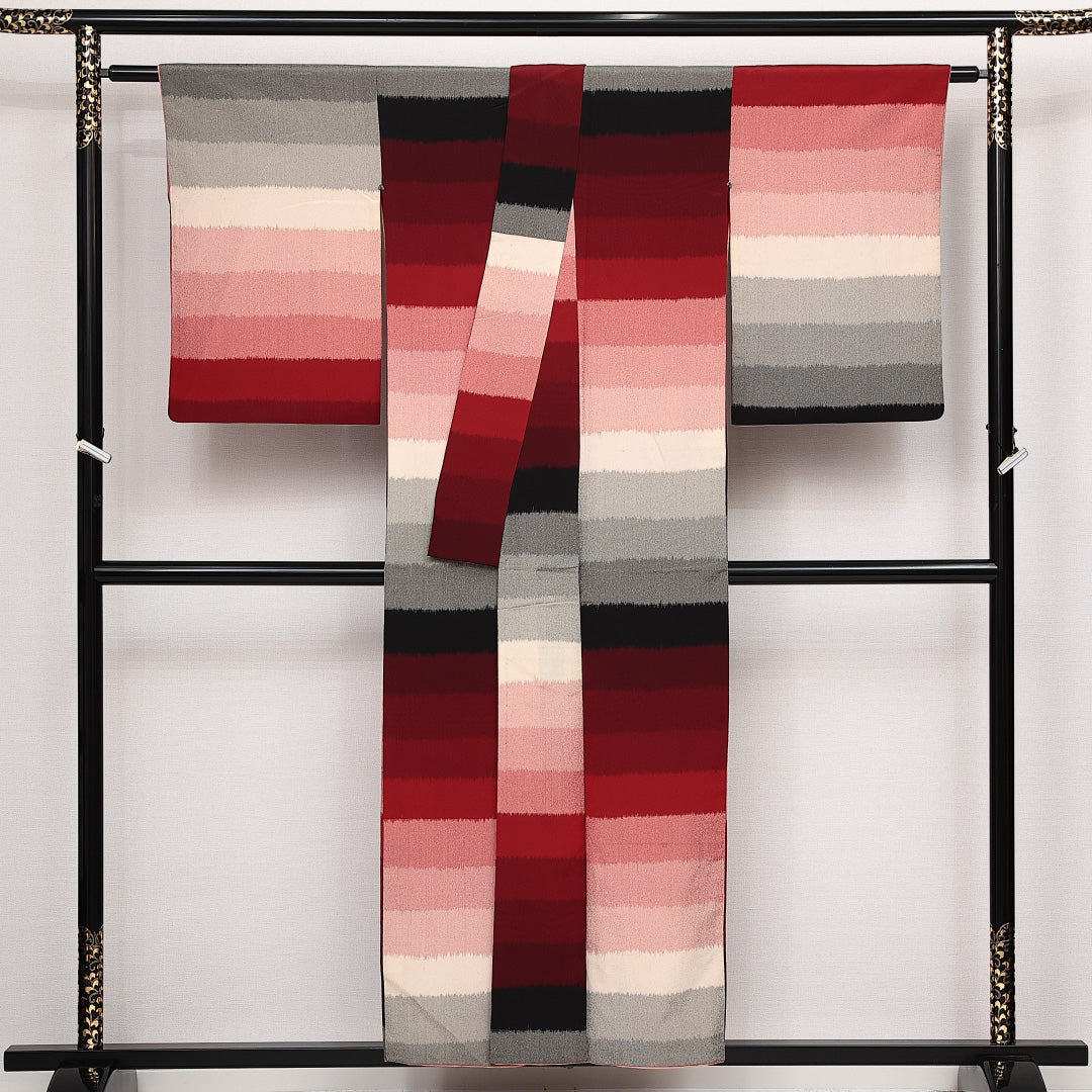 アンティーク お召 袷 身丈151cm 裄丈63cm 正絹 Aランク 広衿 Sサイズ 縞 多色系 RP 1222-14103