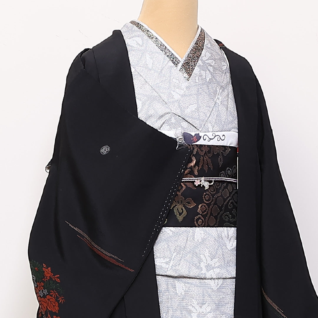 黒羽織 身丈88cm 裄丈61cm S 正絹 絵羽羽織 丸に違い鷹の羽 漆糸 花籠 三つ紋 黒系 Sランク 1217-00844
