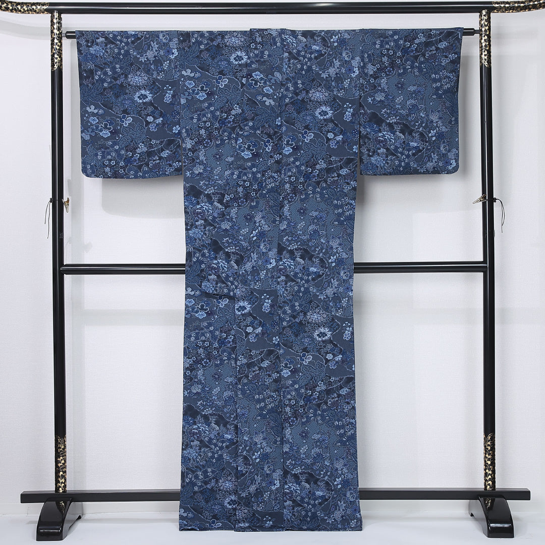 小紋 身丈164cm 裄丈64.5cm Sランク L 正絹 単衣 広衿 エレガント 藍型 ちりめん 橘 菊 桜 カジュアル 紺系 1215-12314