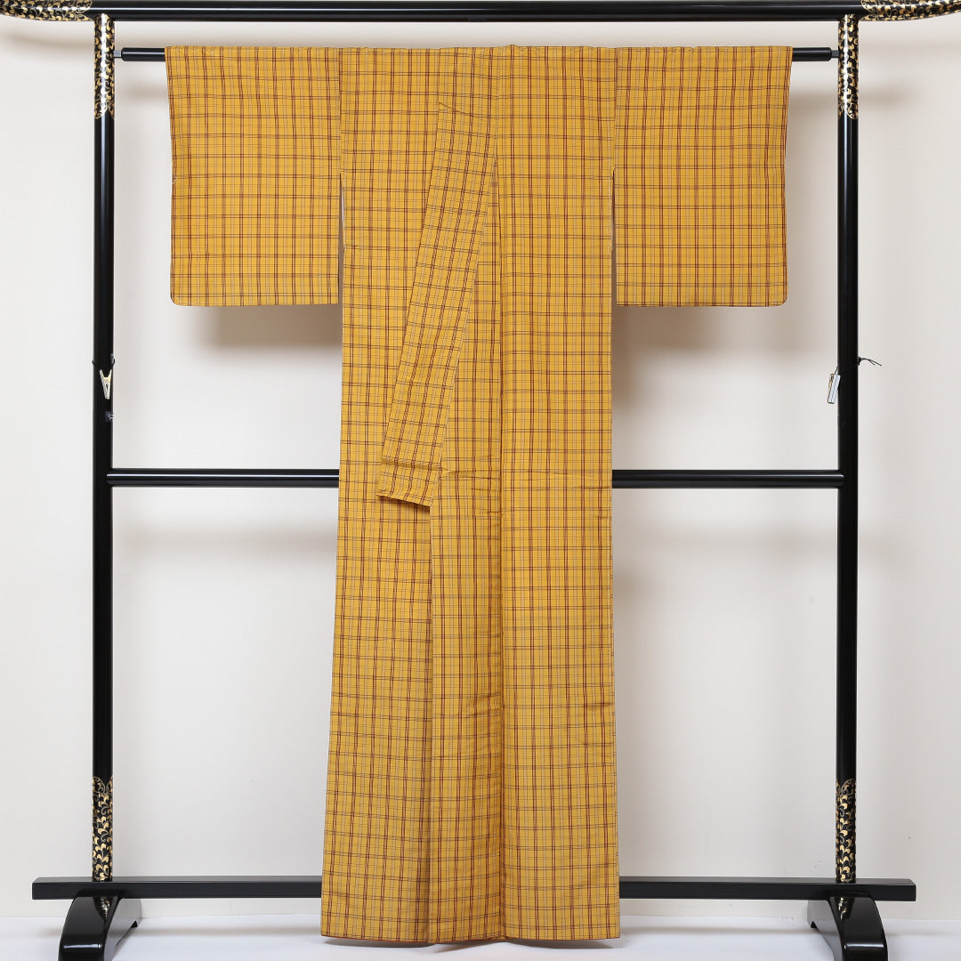 紬 袷 身丈161cm 裄丈63cm 正絹 黄八丈風 Bランク Lサイズ 広衿 カジュアル 格子 黄系 1216-03017