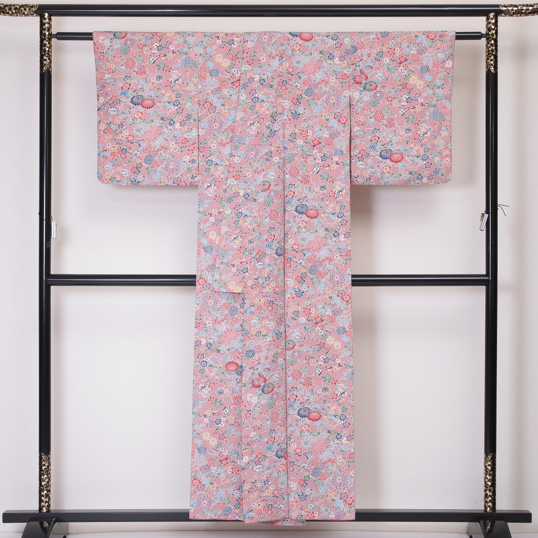 小紋 袷 身丈154cm 裄丈63cm 正絹 Aランク インフォーマル 広衿 Sサイズ 吉祥文様 ピンク系 RP 1221-02136