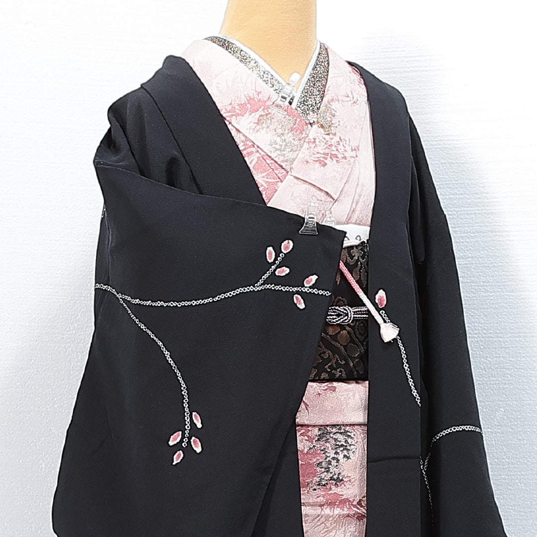 黒羽織 袷 身丈82cm 裄丈62cm 正絹 Sランク Sサイズ インフォーマル 紐あり 絵羽羽織 蕾 黒系 1217-14765