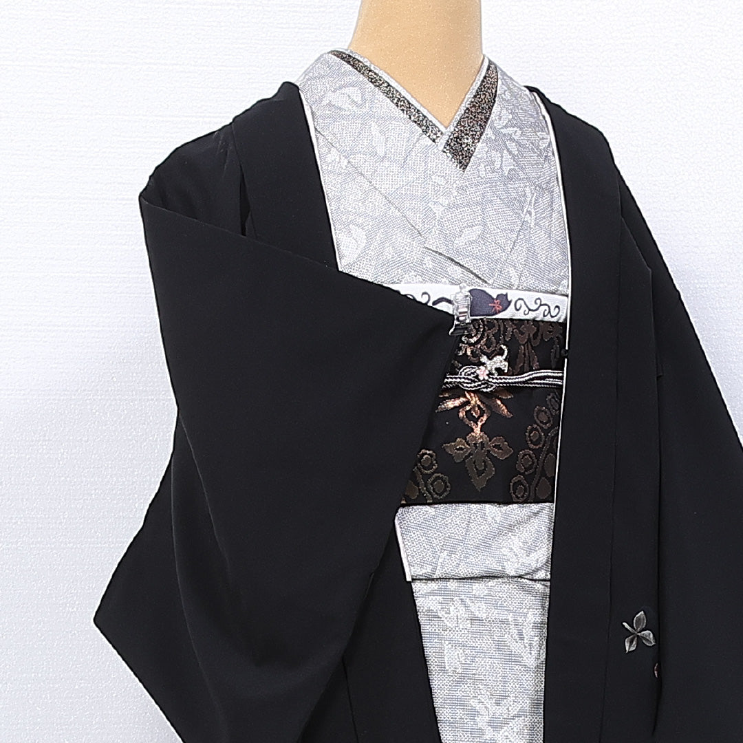 黒羽織 袷 身丈79cm 裄丈62cm 正絹 Sランク インフォーマル Sサイズ 刺繍 植物柄 黒系 RP 1233-11086