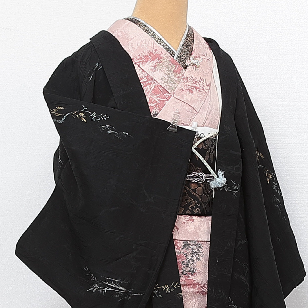 黒羽織 袷 身丈78cm 裄丈64cm 正絹 Aランク 一つ紋 (五三桐) セミフォーマル Mサイズ 漆糸 紐あり 黒系 HP 1233-13702
