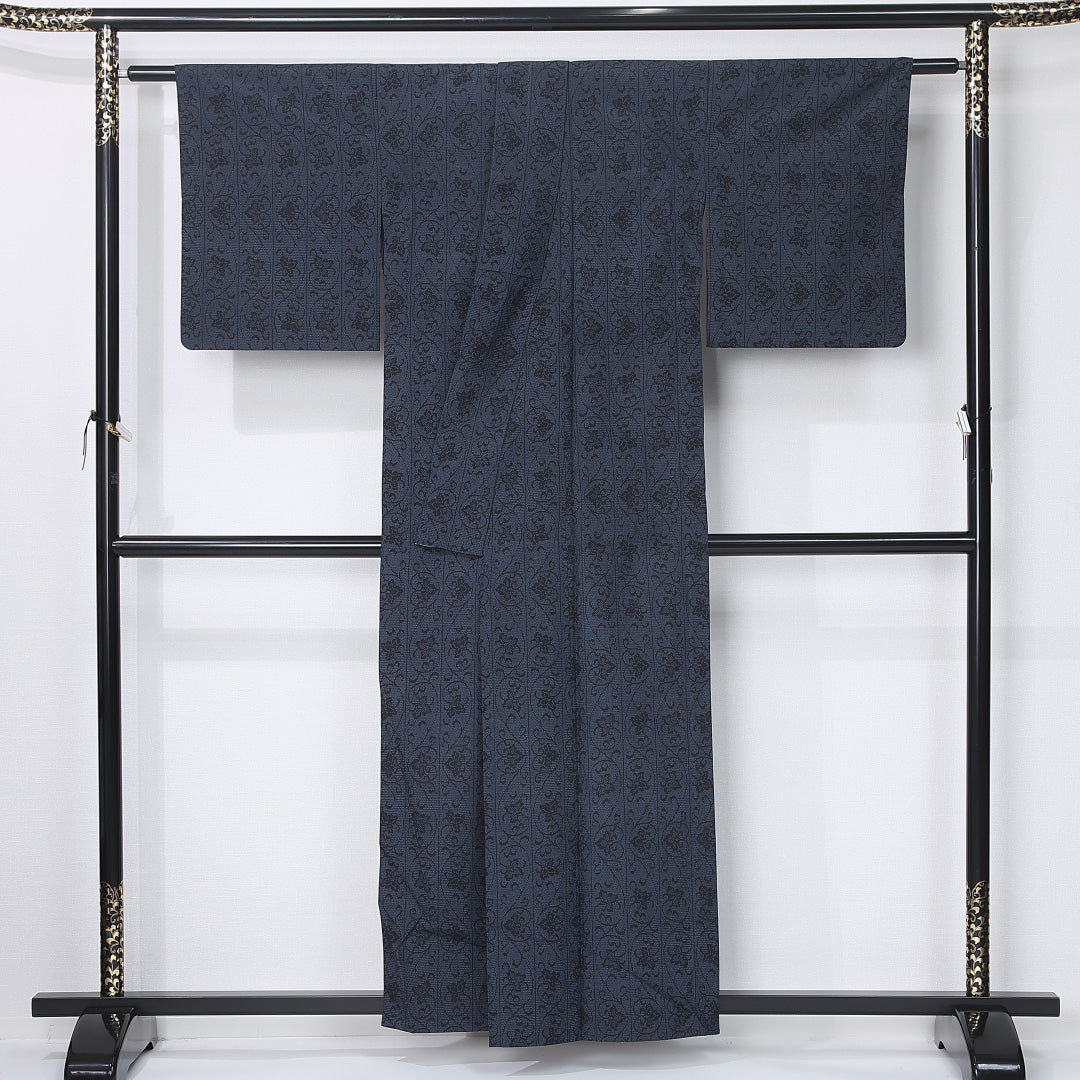 紬 単衣 身丈156cm 裄丈65cm 正絹 Aランク カジュアル 広衿 Mサイズ 唐華 亀甲絣 紺系 RP 1223-12249