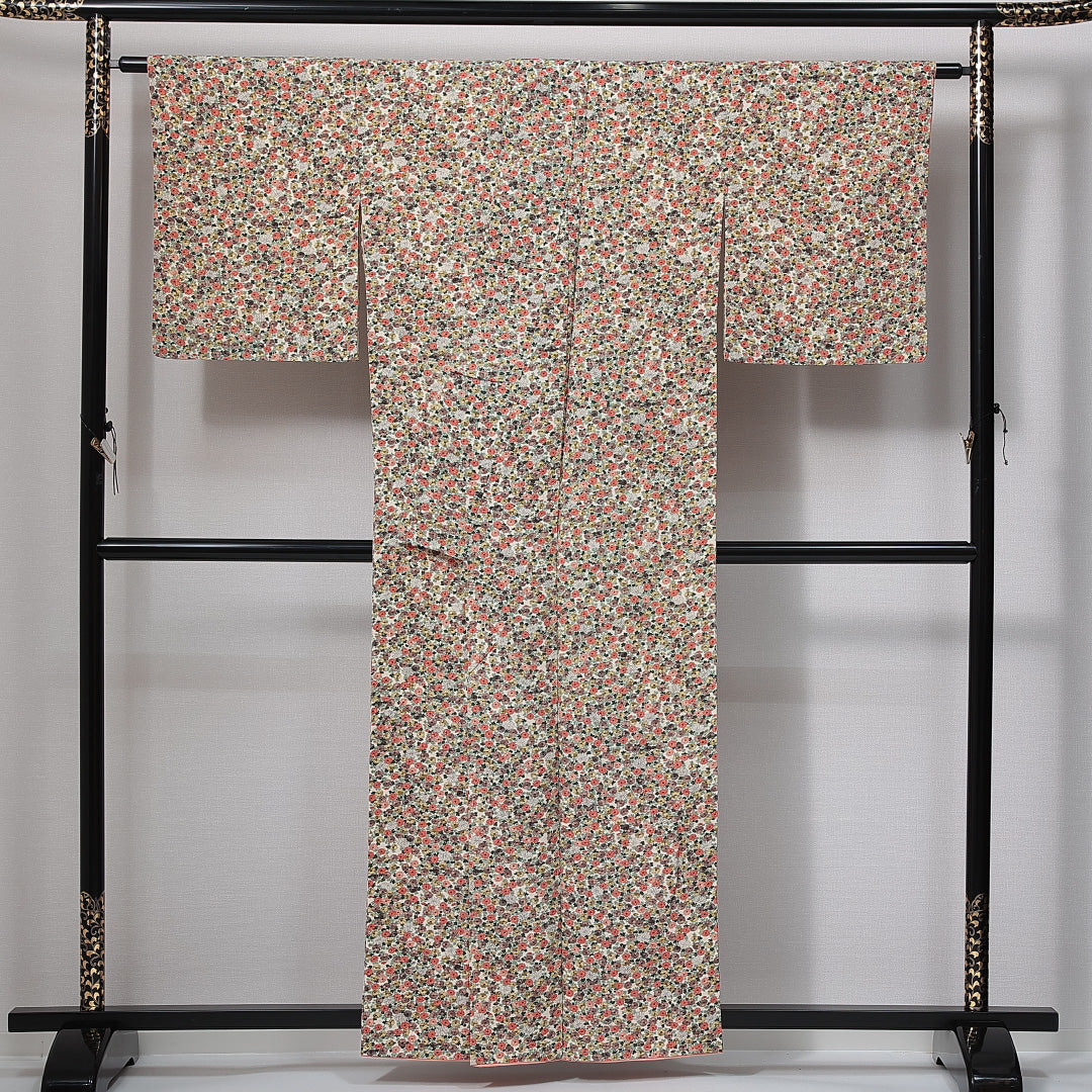 小紋 袷 身丈156cm 裄丈63cm 正絹 Aランク Mサイズ 広衿 インフォーマル 菊 クリーム系 1215-14997