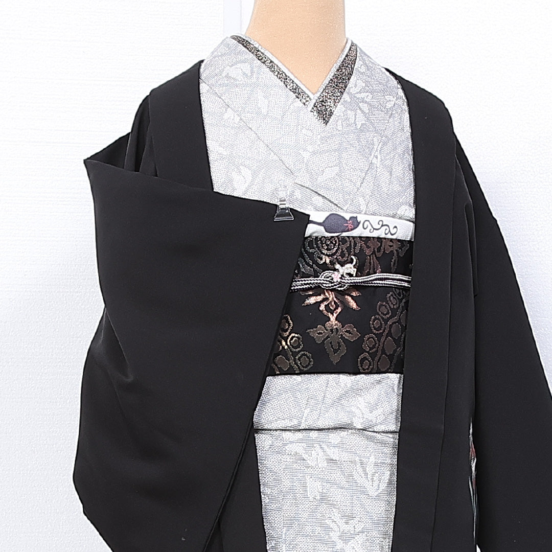 黒羽織 袷 身丈75cm 裄丈62cm 正絹 Aランク 紋意匠 (美人蕉) インフォーマル Sサイズ 黒系 M4 1233-11121