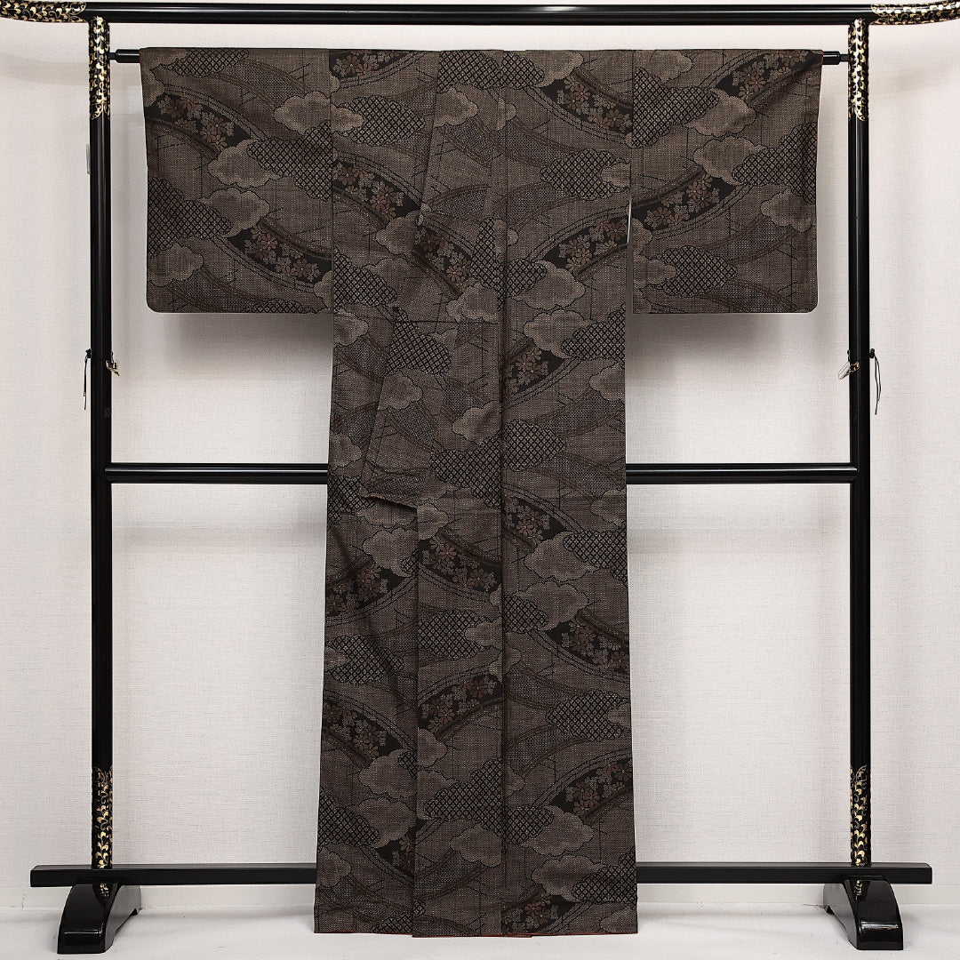 大島紬 袷 身丈163cm 裄丈67cm 正絹 Sランク インフォーマル 広衿 Lサイズ 経緯絣 菊 茶系 RP 1223-14080