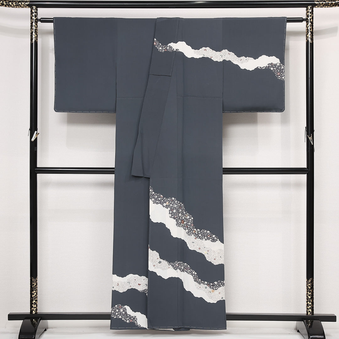 訪問着 袷 身丈158cm 裄丈63cm 正絹 Sランク セミフォーマル 広衿 Mサイズ 道長取り 花柄 上品 落ち着き グレー系 M4 1217-13246