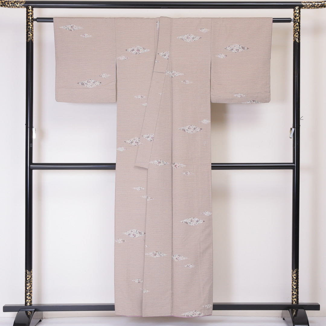 紬 袷 身丈165cm 裄丈62cm 正絹 Sランク カジュアル バチ衿 XLサイズ 染め紬 菱 花柄 ベージュ系 RP 1223-03380