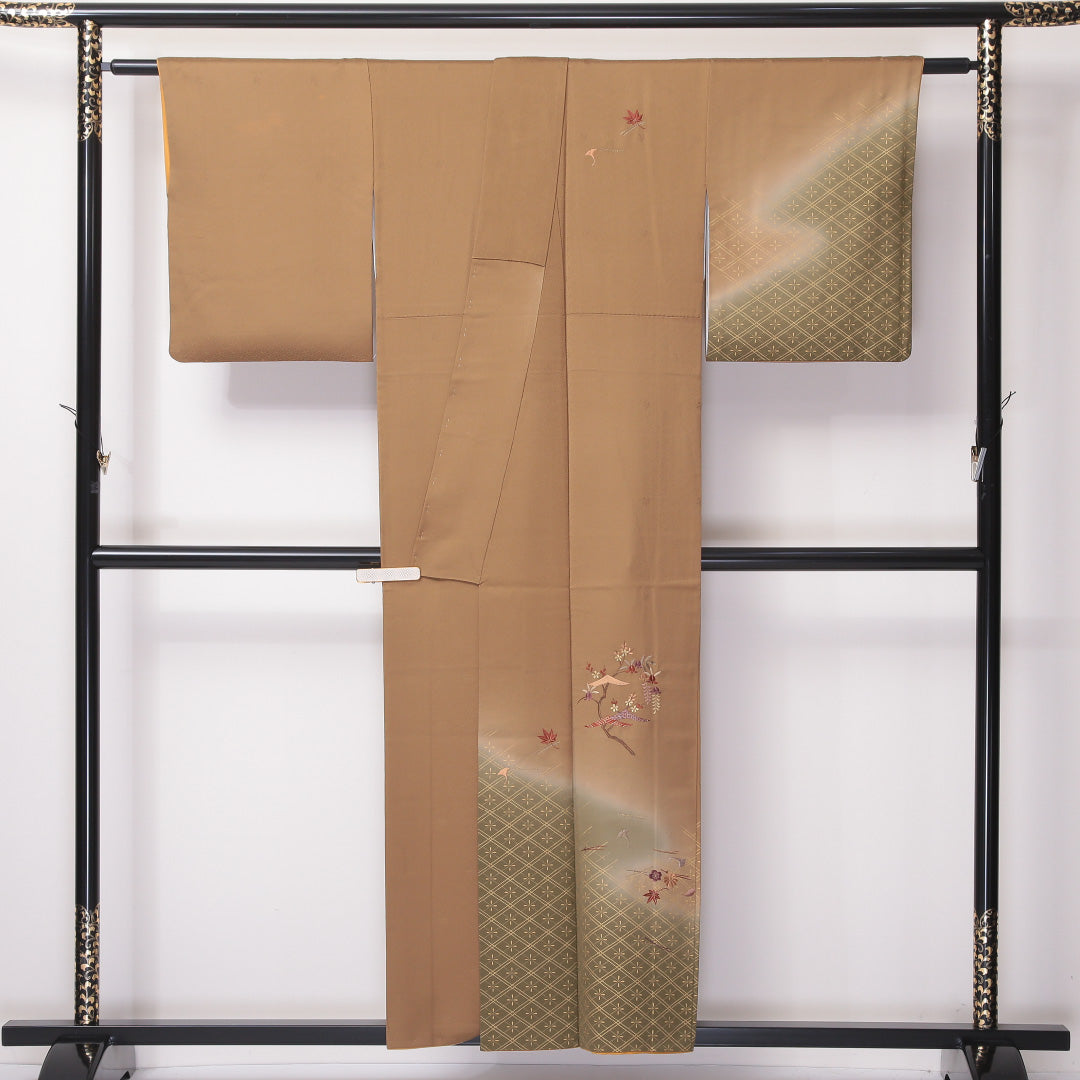 訪問着 袷 身丈150~154cm 裄62cm 正絹 紋意匠 菱形 紅葉 菊 梅 狐色 茶系 Bランク 1212-00611