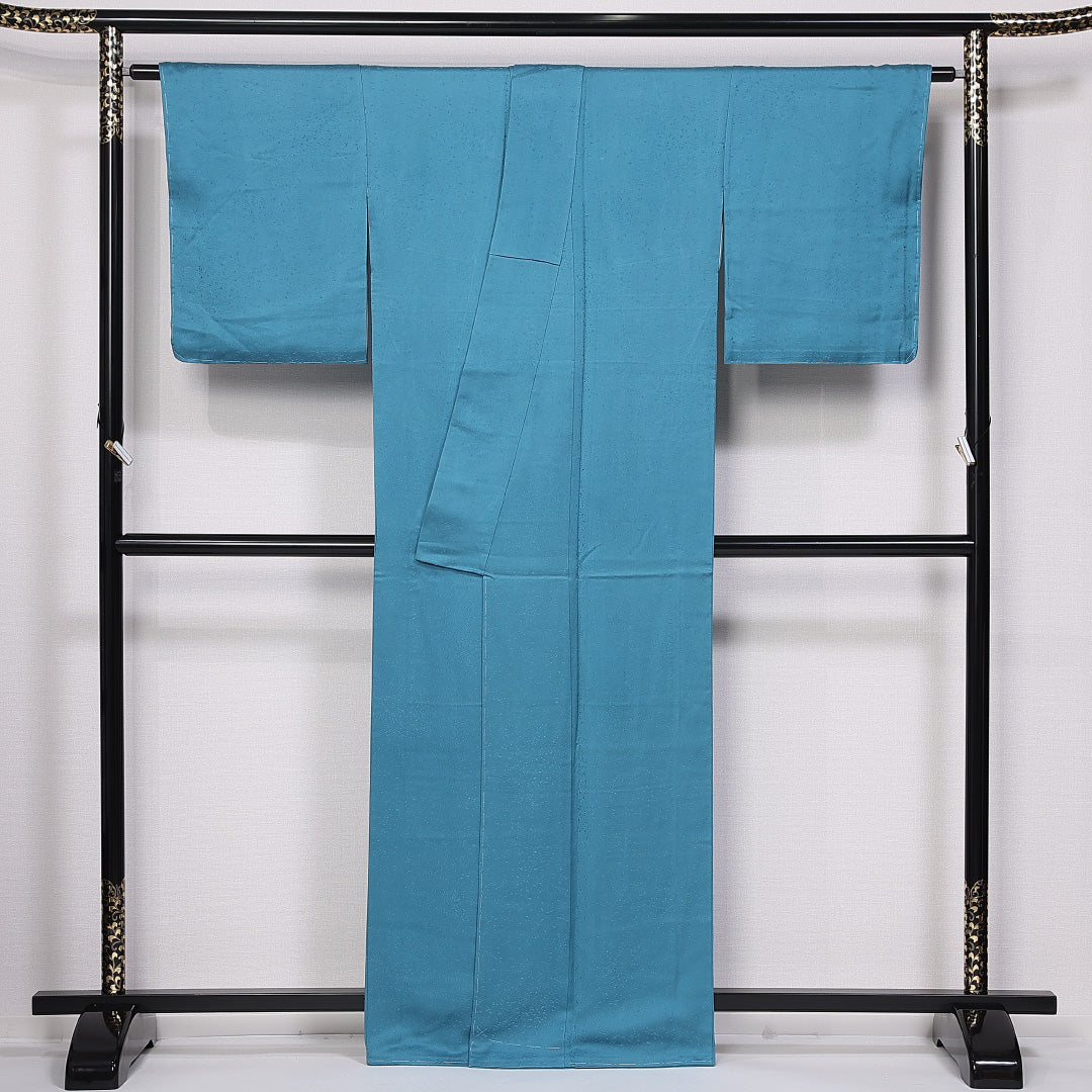 色無地 袷 身丈162cm 裄丈64cm 正絹 Sランク 一つ紋(丸に違い鷹羽) セミフォーマル 広衿 Lサイズ 紋意匠 抽象柄 無地 上品 存在感 青系 RP 1219-11227