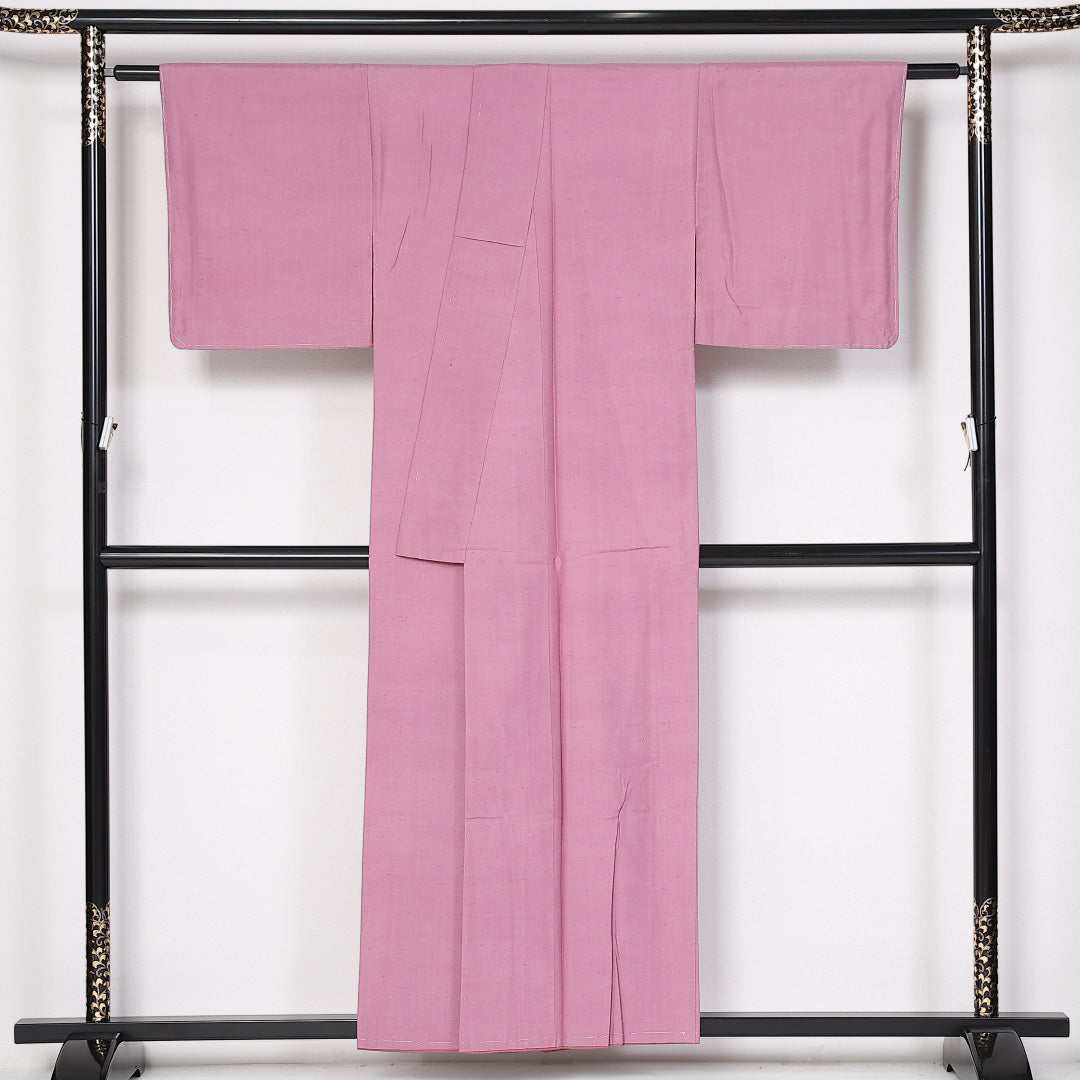 真綿紬 袷 身丈154cm 裄丈64cm 正絹 Sランク カジュアル 広衿 Sサイズ 色無地 無地 ピンク系 RP 1223-03870