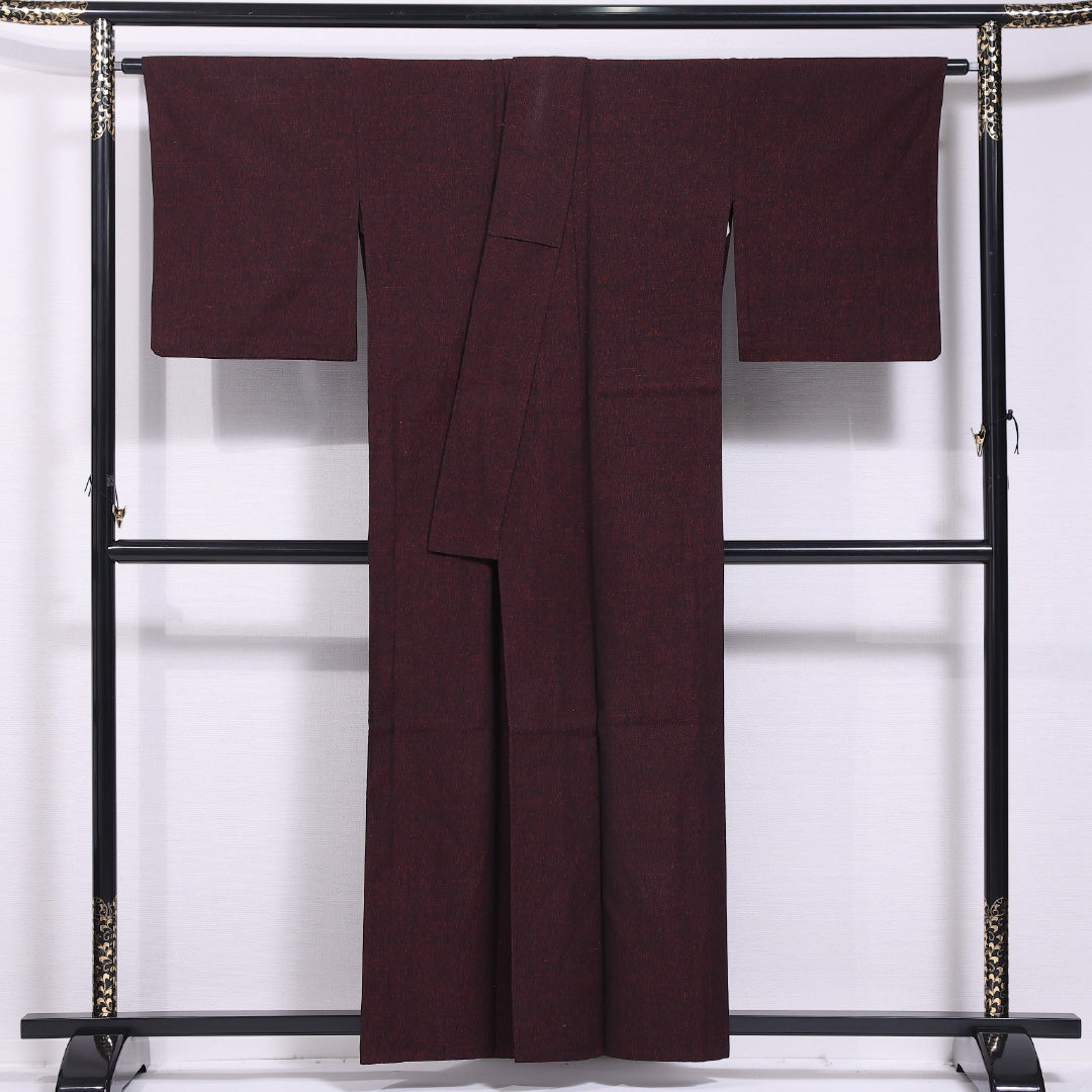 洗える着物 ウールの紬 単衣 身丈158cm 裄丈64cm ウール Aランク カジュアル 広衿 Mサイズ 創作柄 赤系 RP 1223-11703