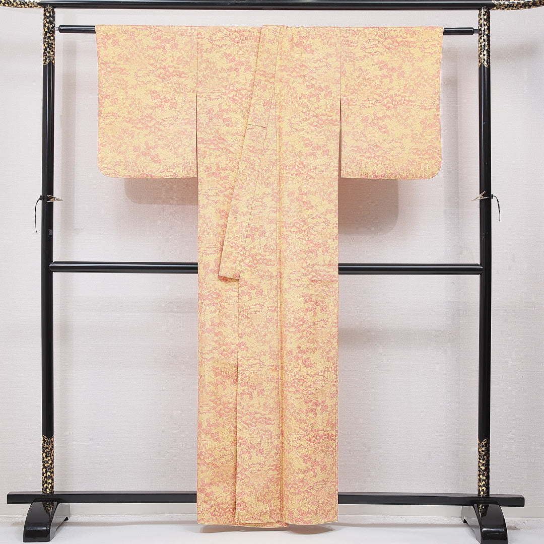 小紋 袷 身丈159cm 裄丈62cm 正絹 Cランク インフォーマル バチ衿 Mサイズ 古典柄 黄系 HP 1221-15738