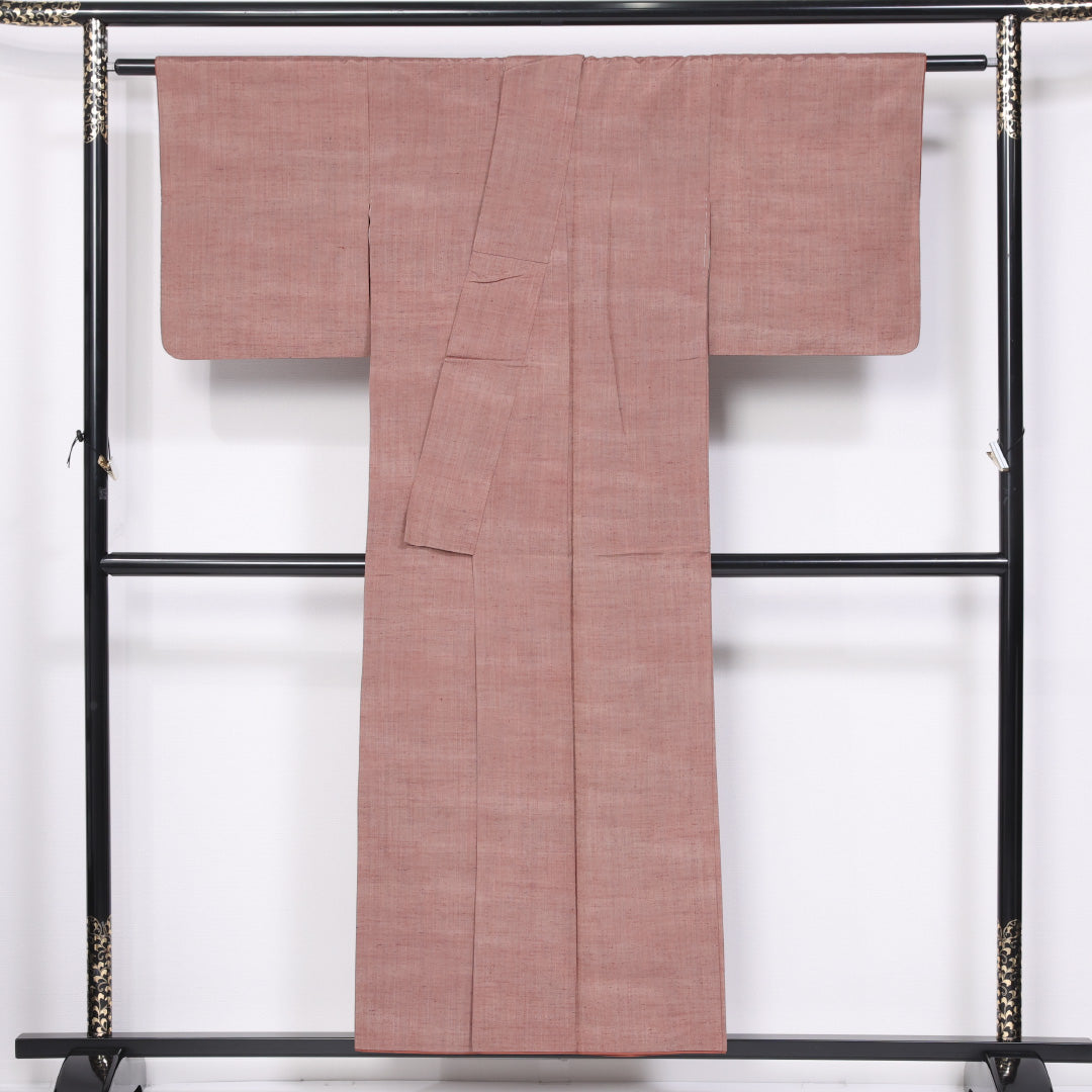 真綿紬 袷 身丈152cm 裄丈63cm 正絹 Sランク カジュアル 広衿 Sサイズ 無地 ピンク系 M4 1223-11458