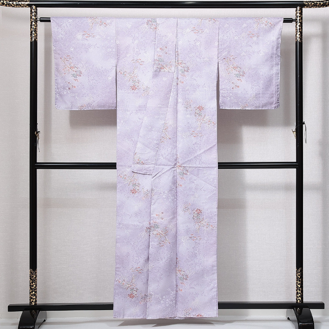 未使用品 洗える着物 小紋 袷 身丈156cm 裄丈63cm ポリエステル Nランク インフォーマル 広衿 Mサイズ しつけ糸 吉祥文様 紫系 RP 1221-14913