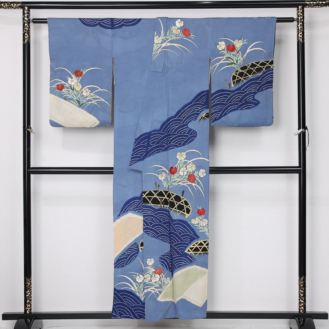アンティーク 訪問着 袷 身丈152cm 裄丈64cm 正絹 Aランク 一つ紋 (橘) バチ衿 Sサイズ 金箔 刺繍 青海波 撫子 青系 M4 1217-12508