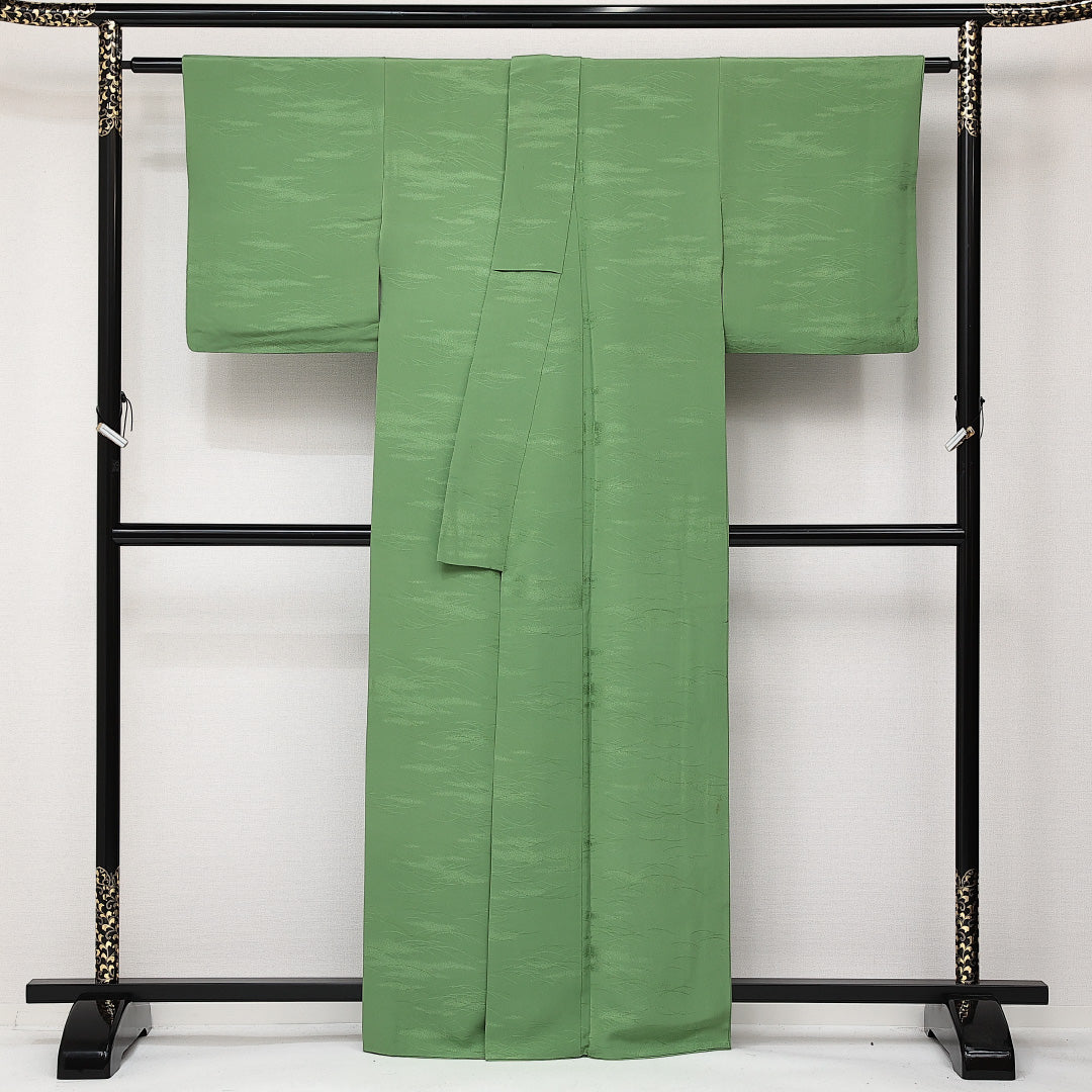 色無地 袷 身丈162cm 裄丈64cm 正絹 Aランク 一つ紋 (丸に桔梗) 紋意匠 (芝草) セミフォーマル 広衿 Lサイズ 緑系 RP 1219-14206