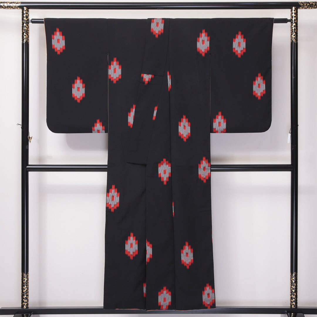 紬 袷 身丈151cm 裄63cm 正絹 絣 黒系 Aランク 1216-01107
