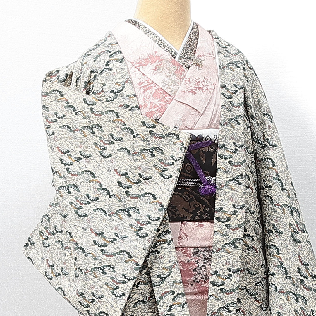 羽織 袷 身丈80cm 裄丈64cm 正絹 Sランク カジュアル Mサイズ 紐あり 松 クリーム系 RP 1232-14634