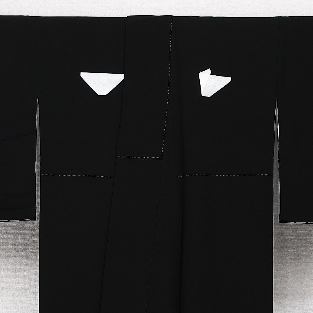 未使用品 黒紋付 五つ紋 蔦 身丈169cm 裄丈67cm Nランク 正絹 袷 広衿 XL しつけ糸 フォーマル 上品 厳か 黒系 1299-F0617