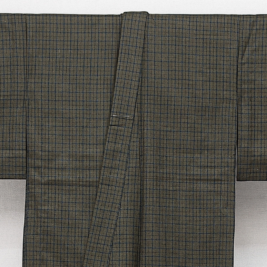 洗える着物 ウールの紬 単衣 身丈151cm 裄丈63cm ウール Aランク カジュアル 広衿 Sサイズ 居敷当て 肩当て 格子 緑系 HP 1223-14568