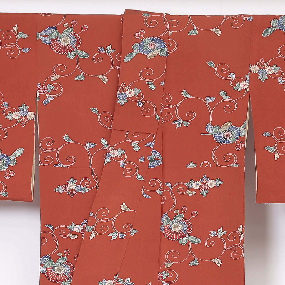 小紋 袷 身丈154cm 裄丈63cm 正絹 Bランク Sサイズ 広衿 インフォーマル ちりめん 唐菊 牡丹 朱系 1215-01894