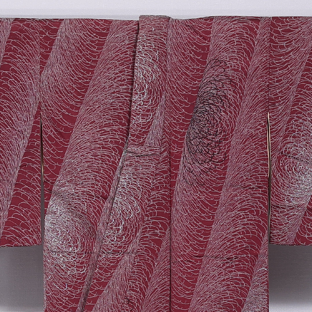 アンティーク お召 袷 身丈145cm 裄丈62cm 正絹 Aランク バチ衿 XSサイズ 菊 赤系 M4 1222-11853
