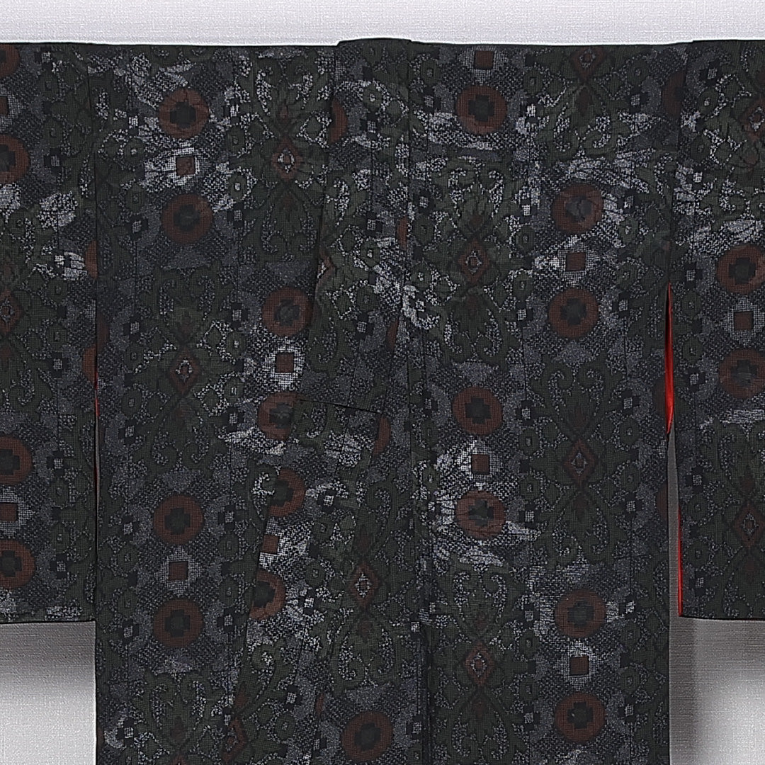 アンティーク 紬 袷 身丈149cm 裄丈63cm 正絹 Aランク バチ衿 XSサイズ 花柄 植物柄 黒系 RP 1223-11243