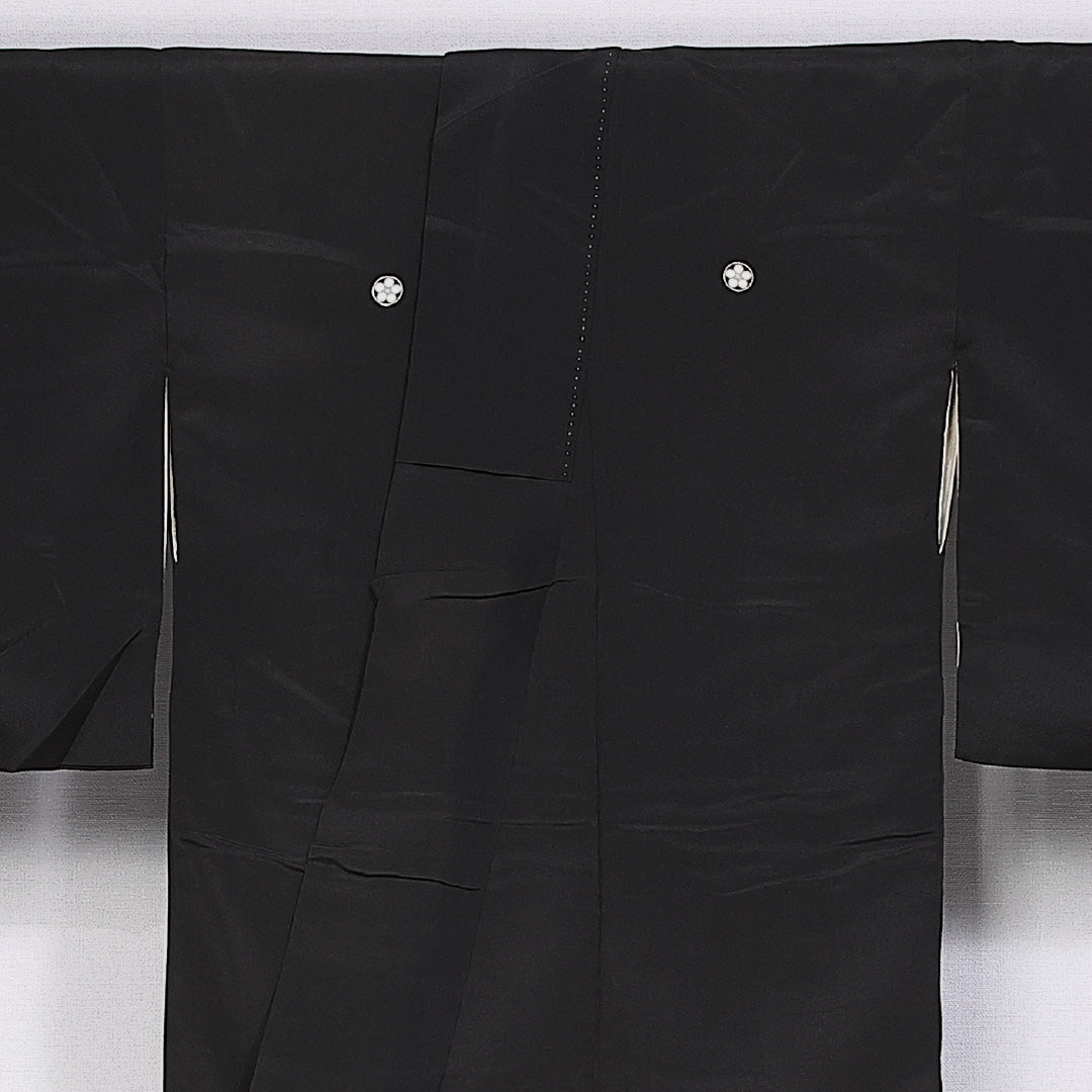 黒留袖 五つ紋 丸に梅鉢 身丈159cm 裄丈64cm Cランク 正絹 袷 広衿 M 刺繍 桐 フォーマル 黒系 1211-F0317