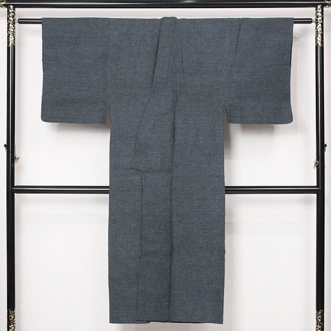 夏物 洗える着物 麻の男着物 (小千谷縮) 夏物 身丈139cm 裄丈63cm 麻 Cランク カジュアル 棒衿 Sサイズ 無地 グレー系 M4 1224-13059