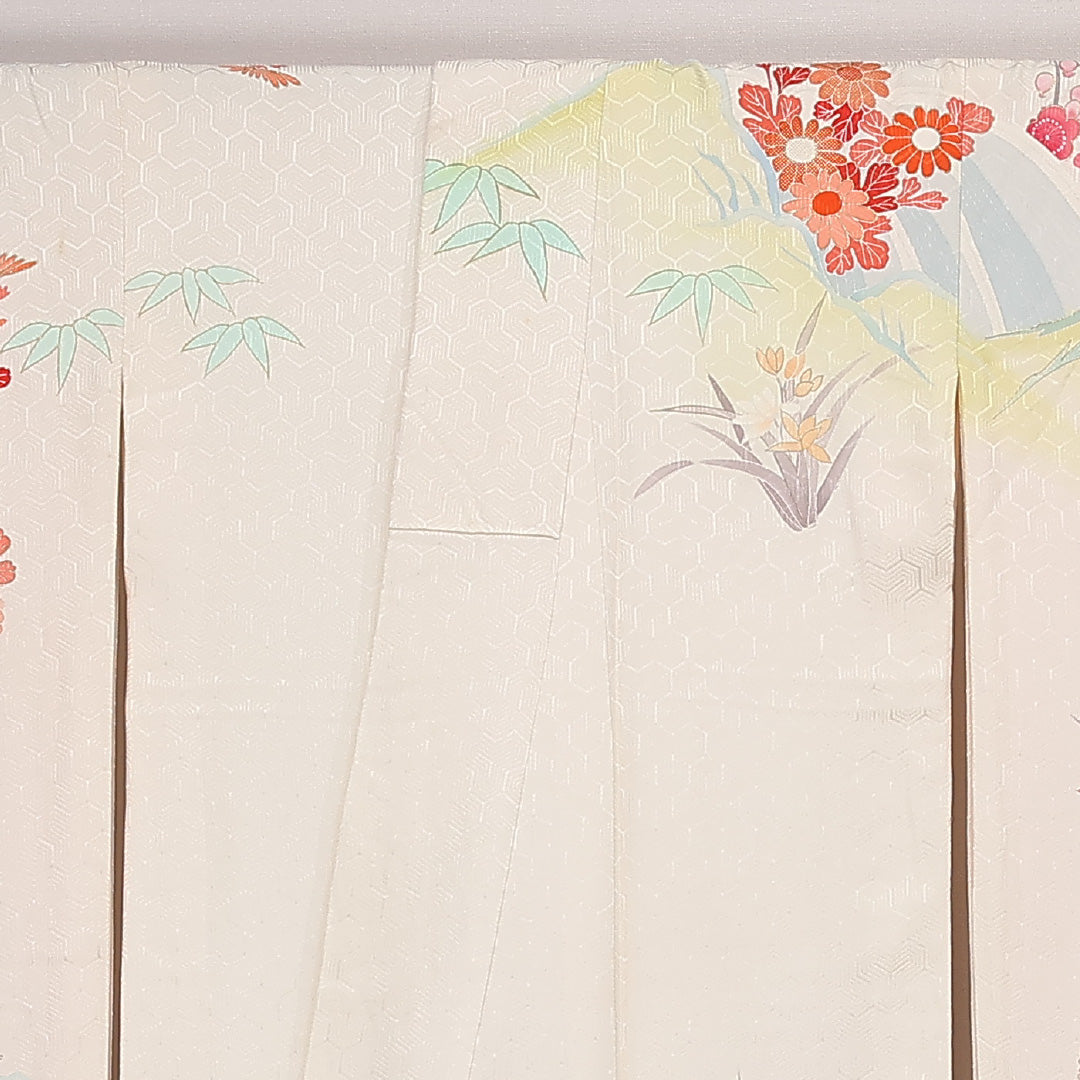 振袖 身丈168cm 裄丈65cm Aランク 正絹 袷 広衿 XL 牡丹 吉祥文様 菊 フォーマル 古典的 華やか クリーム系 白系 1213-F0545
