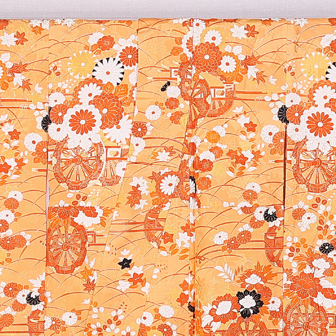 振袖 身丈160cm 裄丈64cm 袷 正絹 Sランク 広衿 花車 牡丹 紅葉 菊 芝草 金駒刺繍 1213-F0393
