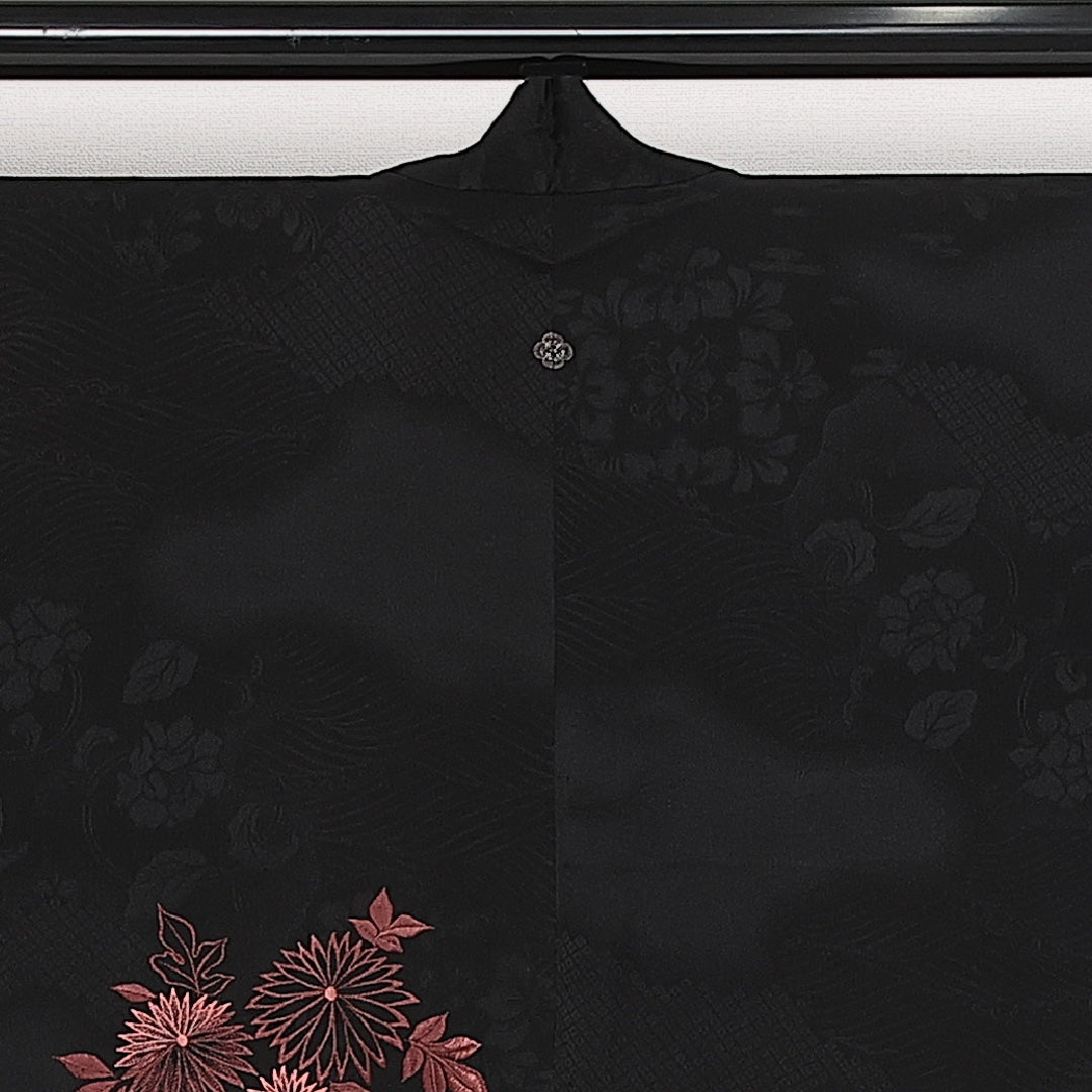 黒羽織 袷 身丈775cm 裄丈64cm 正絹 Aランク インフォーマル Mサイズ 刺繍 紐あり 菊 黒系 RP 1233-13744