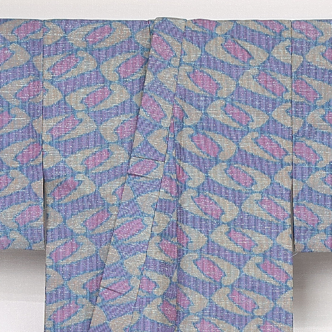 洗える着物 ウールの紬 単衣 身丈146cm 裄丈60cm ウール Sランク カジュアル XSサイズ 居敷当て 肩当て 幾何学柄 紫系 RP 1223-13199