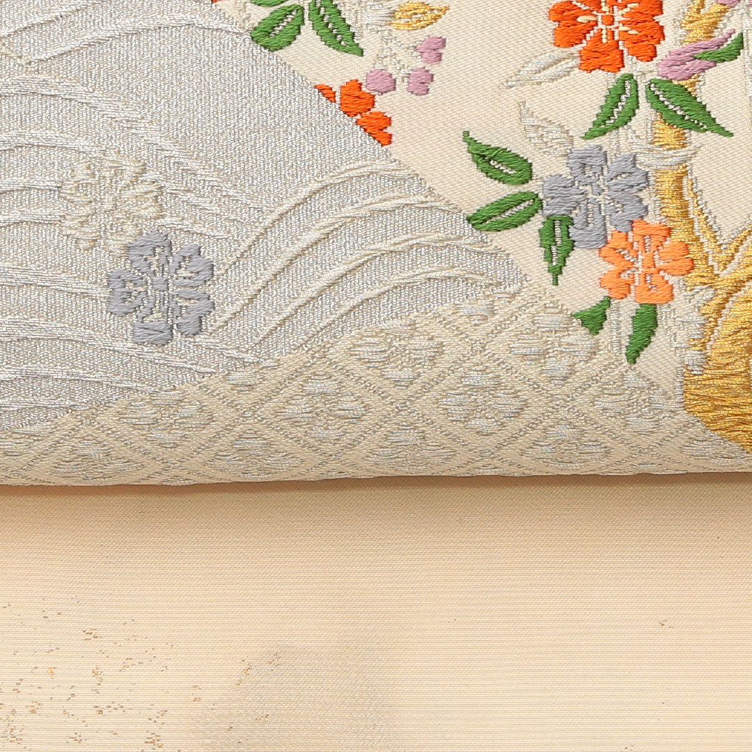 九寸名古屋帯 帯丈357cm セミフォーマル 名古屋仕立て ポイント柄 Sランク 正絹 花柄 クリーム系 1224-02007