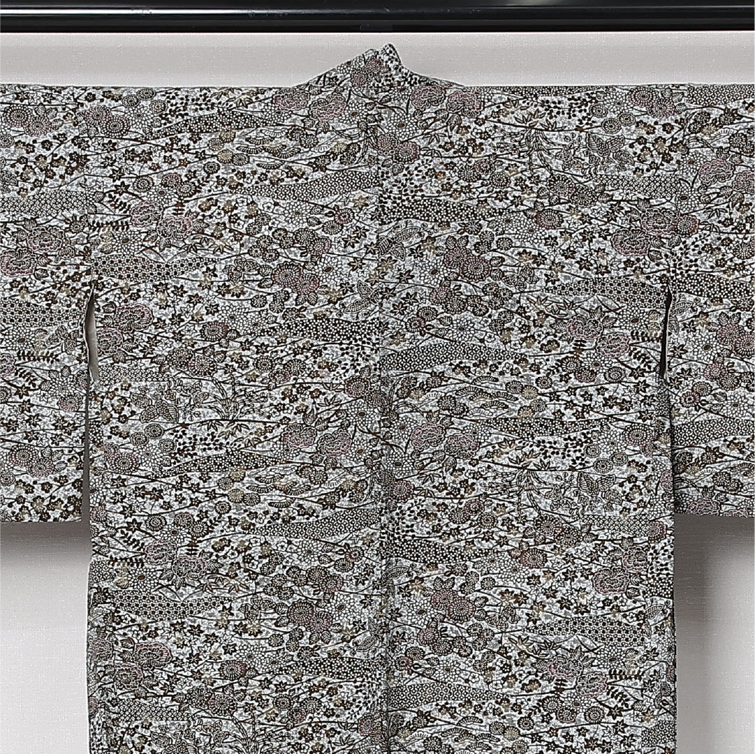 アンティーク 羽織 袷 身丈76cm 裄丈62cm 正絹 Aランク Sサイズ 紐あり 菊 楓 グレー系 M4 1232-12862