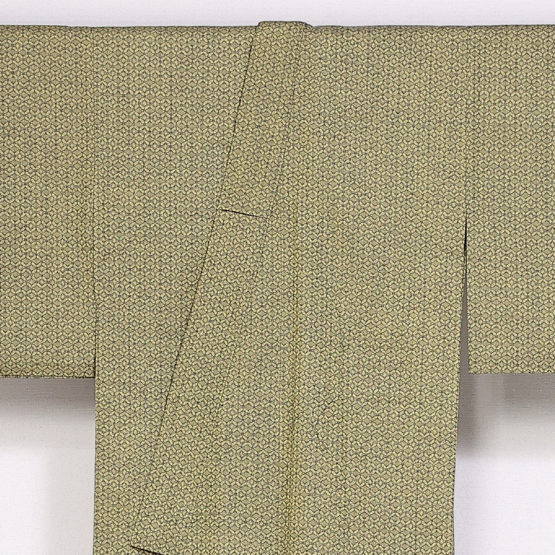 紬 身丈148cm 裄丈63cm Sランク 単衣 洗える着物 ウール バチ衿 七宝 肩当て 居敷当て 1216-10087
