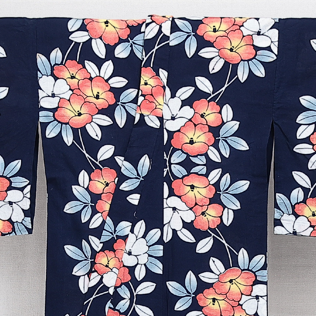 浴衣 夏物 洗える着物 身丈142cm 裄丈60cm Aランク 木綿 バチ衿 XSサイズ カジュアル 花柄 可憐 鮮やか 紺系 1218-14275