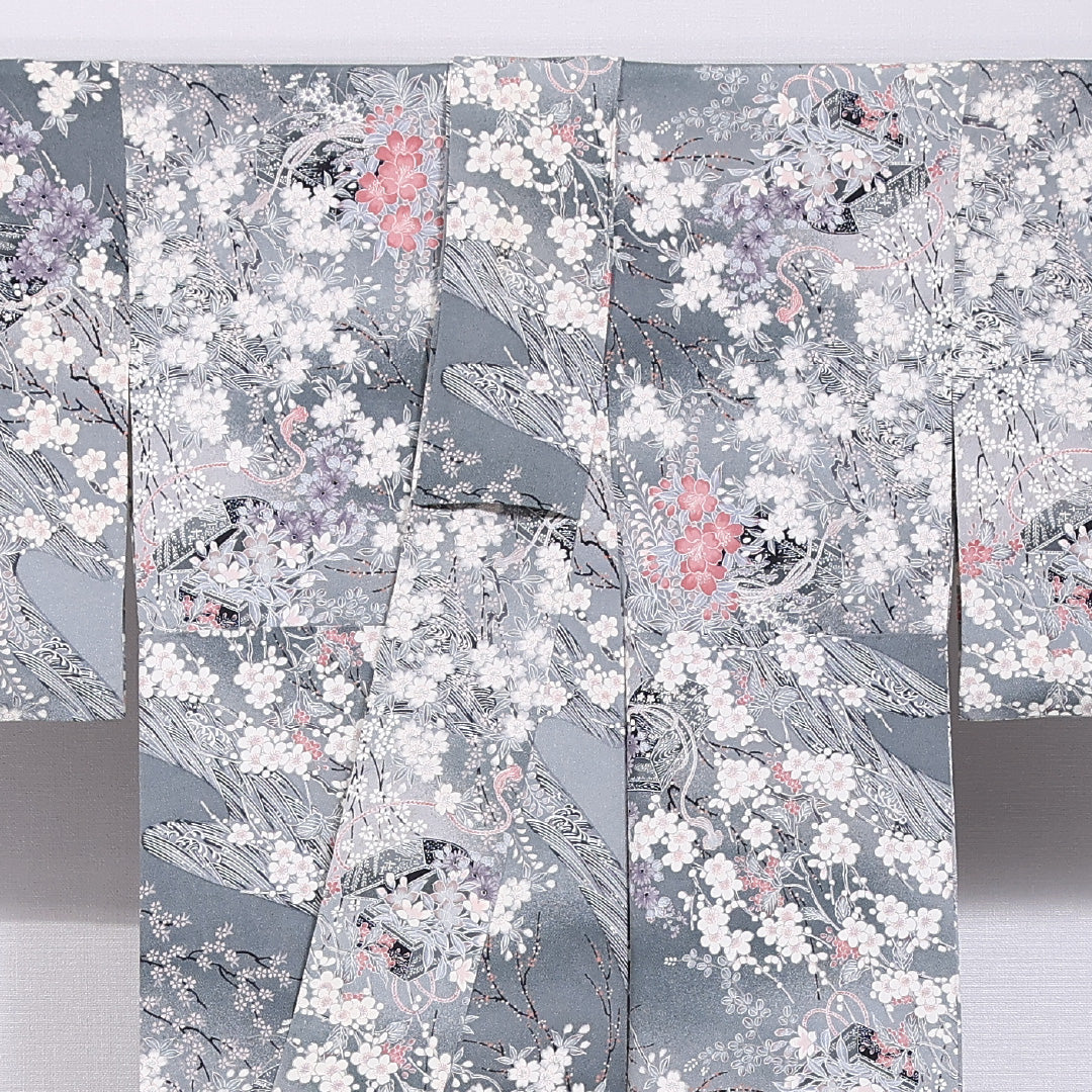 小紋 袷 身丈152cm 裄丈65cm 正絹 Aランク インフォーマル 広衿 Sサイズ 梅 桜 グレー系 RP 1221-11682