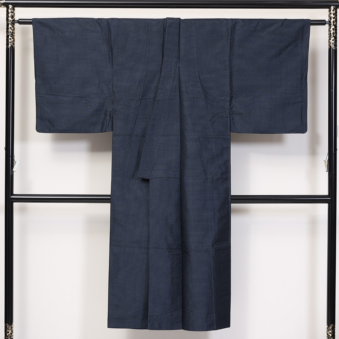 男物 大島紬 袷 身丈135cm 裄65cm 男着物 正絹 亀甲 Aランク 1219-00050