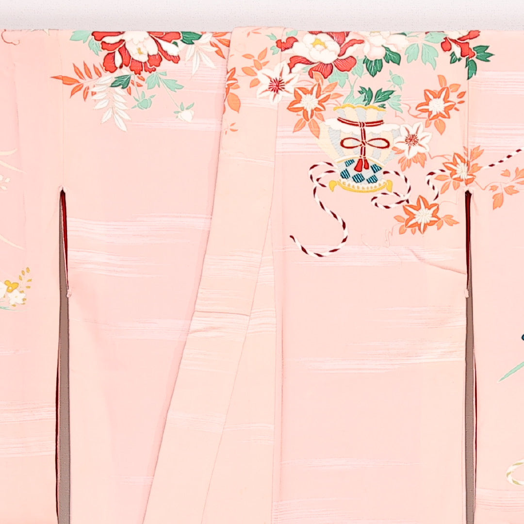 アンティーク 訪問着 袷 身丈154cm 裄丈62cm Cランク 正絹 バチ衿 Sサイズ 刺繍 花瓶 独創的 華やか ピンク系 1212-13523