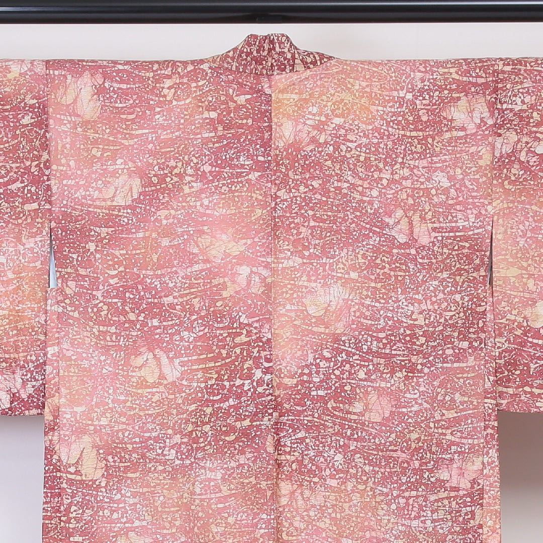 羽織 袷 身丈79cm 裄丈62cm 正絹 Aランク Sサイズ カジュアル 紐あり 創作柄 ピンク系 1217-05942