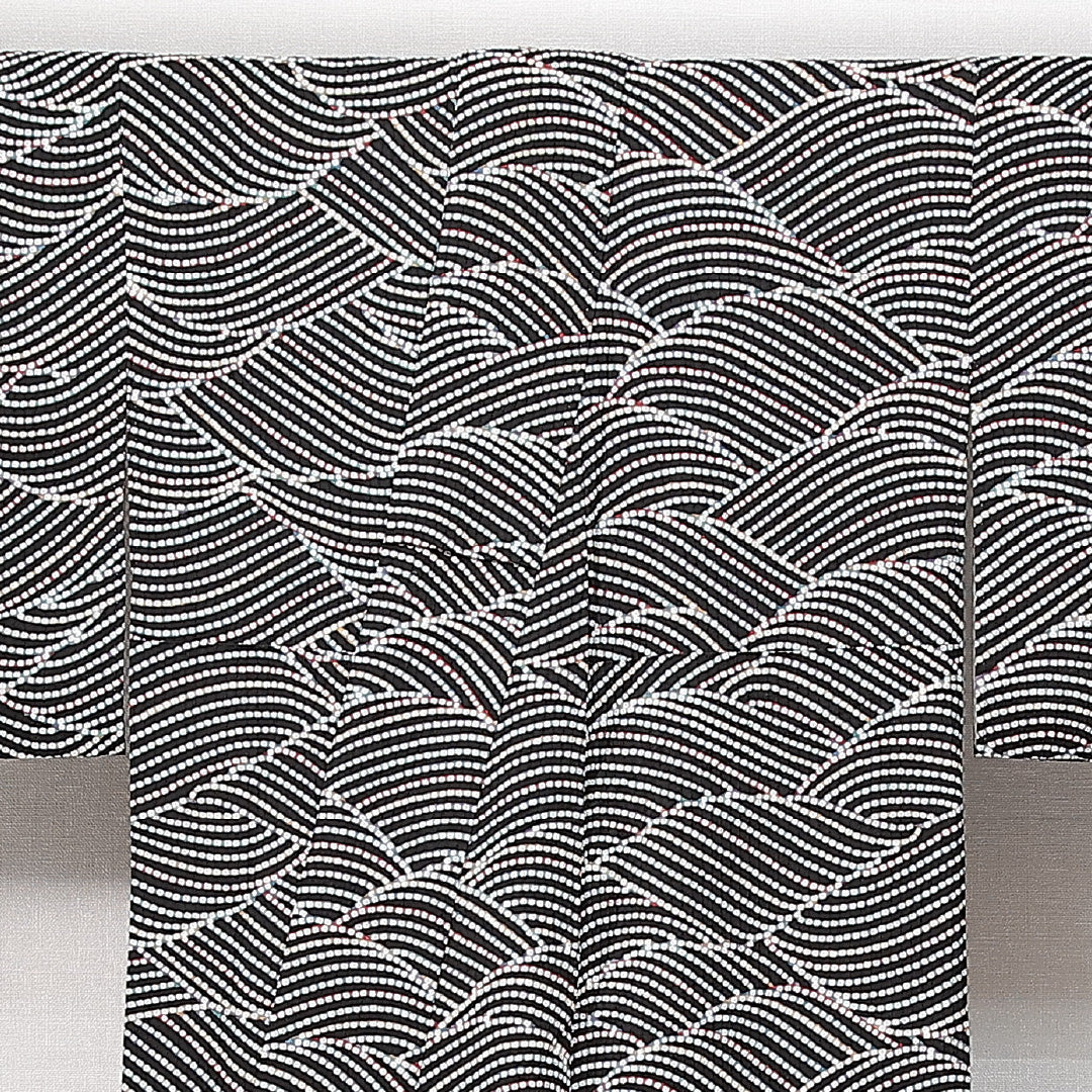 小紋 袷 身丈158cm 裄丈68cm 正絹 Sランク Mサイズ 広衿 インフォーマル 総絞り 波 黒系 多色系 1215-14900