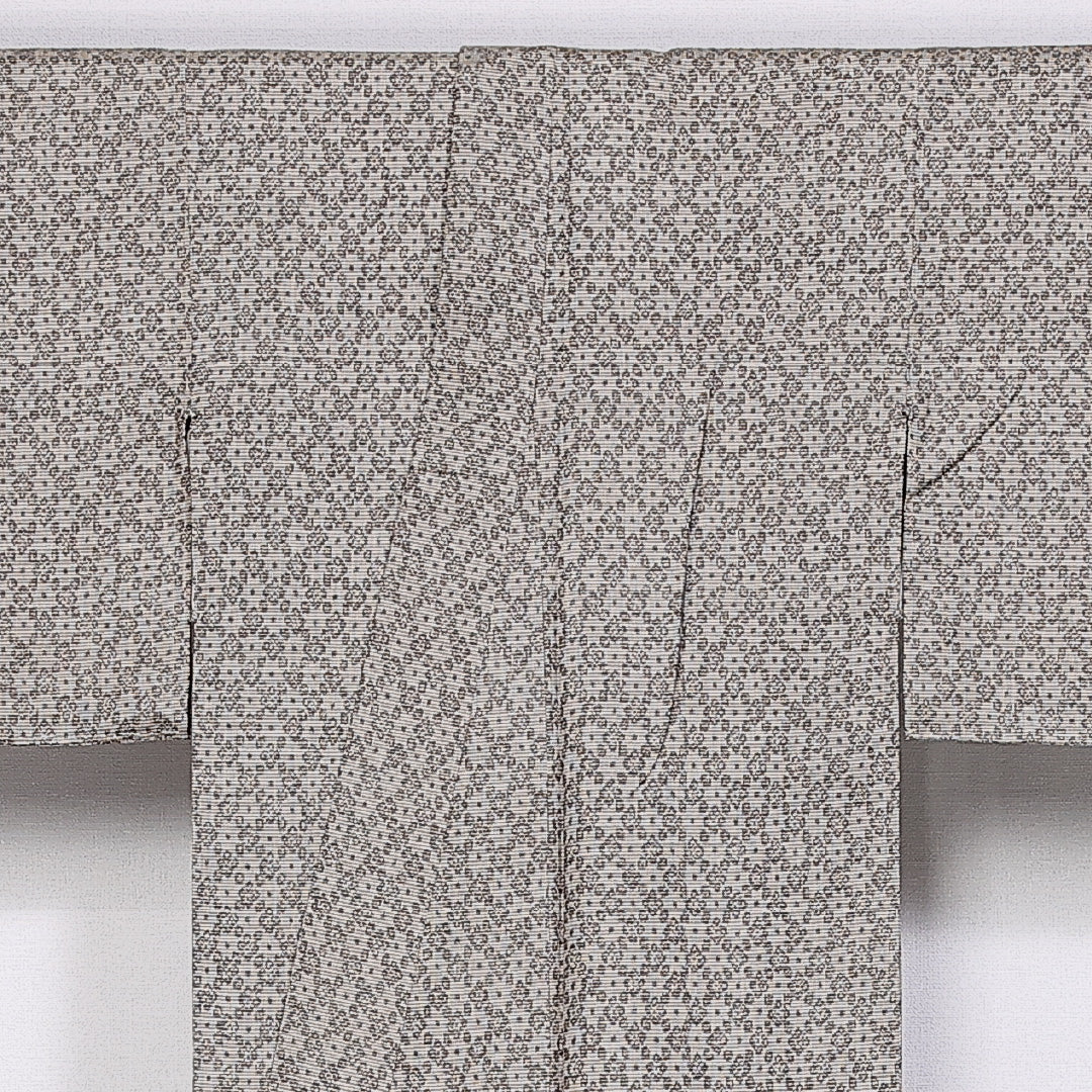 紬 袷 身丈155cm 裄丈62cm 正絹 Sランク カジュアル バチ衿 Mサイズ 花菱 ベージュ系 RP 1223-10505